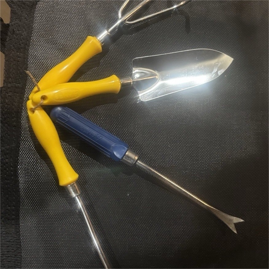 3 Piece Garden Hand Tool Set – Trowel, Cultivator, Weeder – Yellow Blue Silver